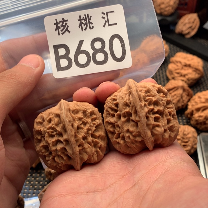 文玩核桃吊坠西北