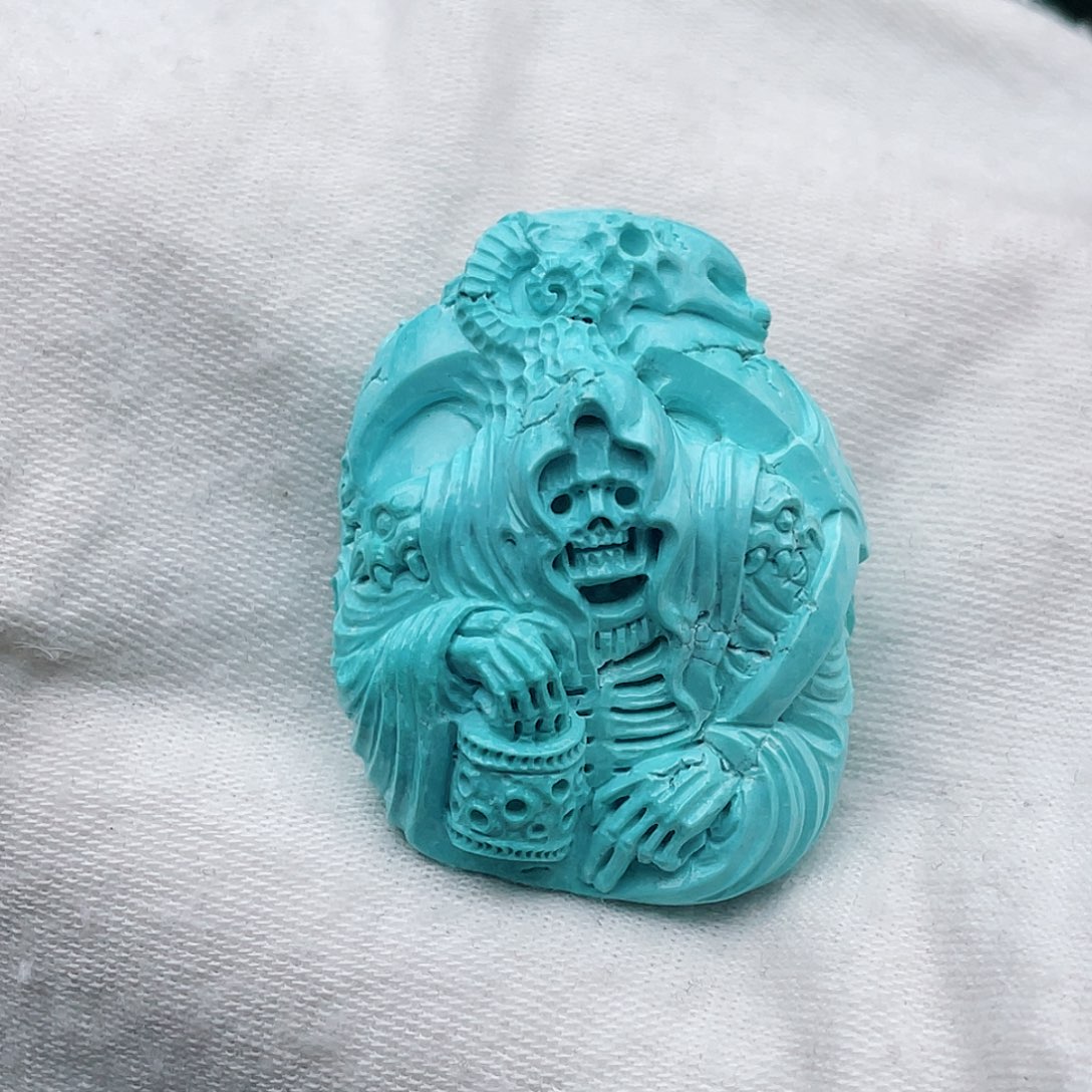 绿松石未镶嵌颈饰