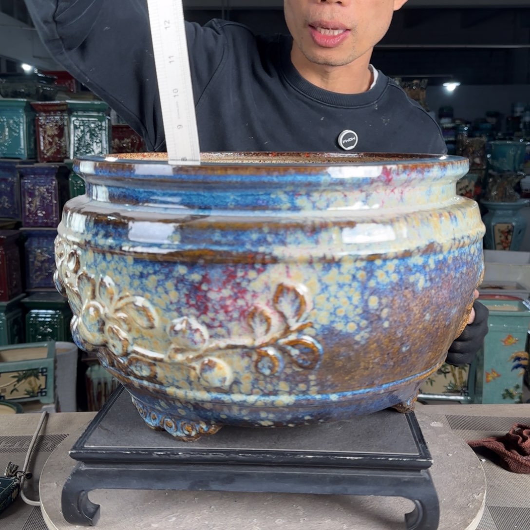 一风堂石湾花盆。微瑕