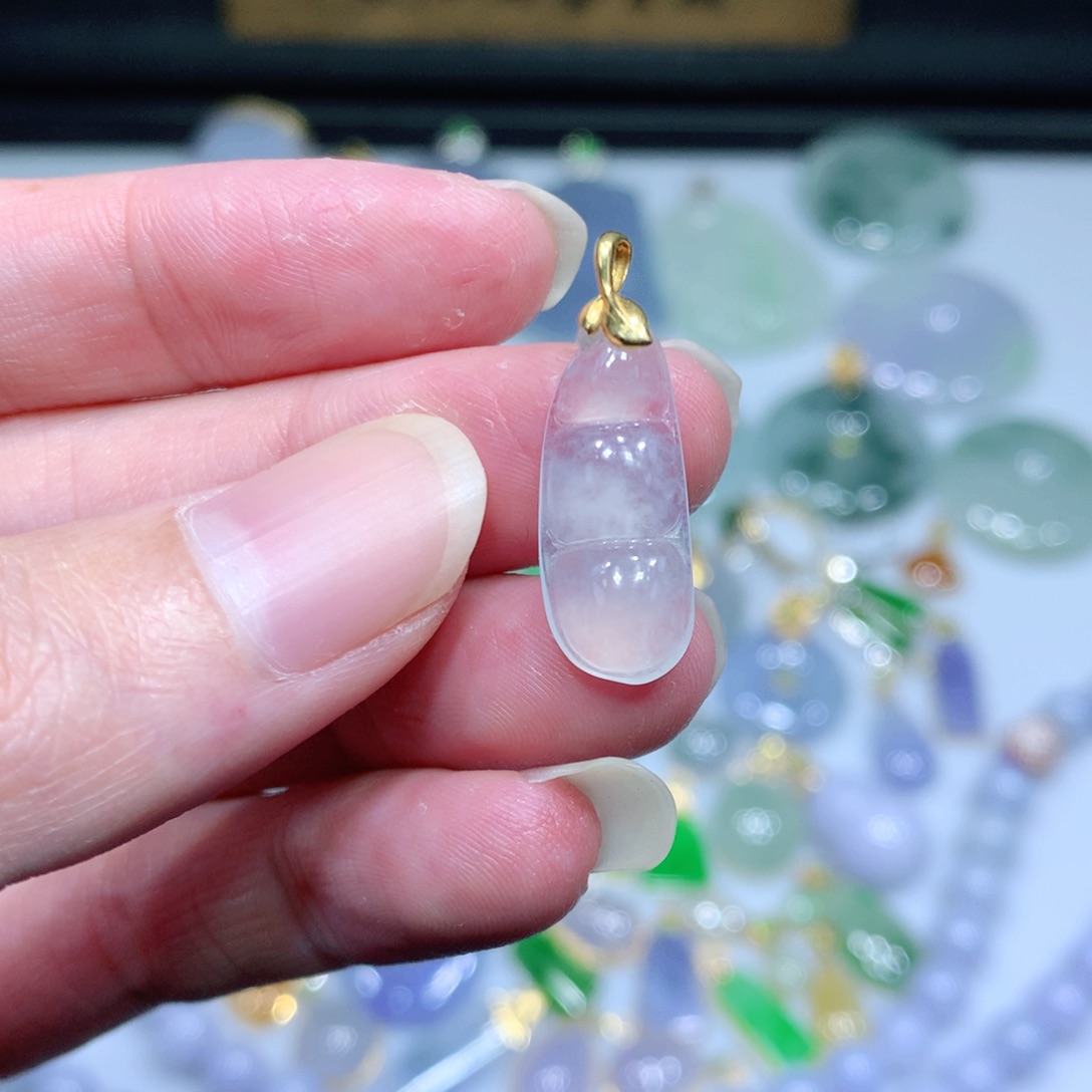 翡翠吊坠(不含链)18K金镶嵌