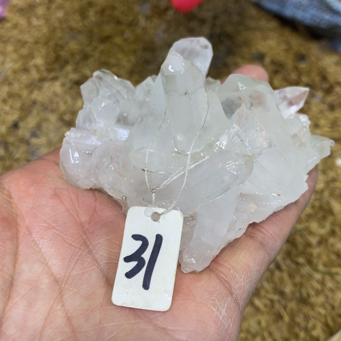 水晶原石摆件未镶嵌水晶