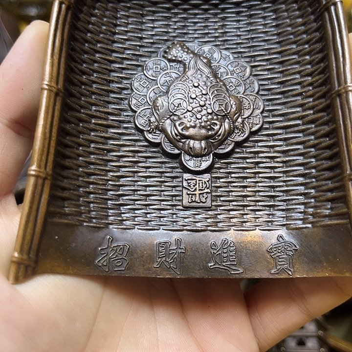 诚信经营精美铜器