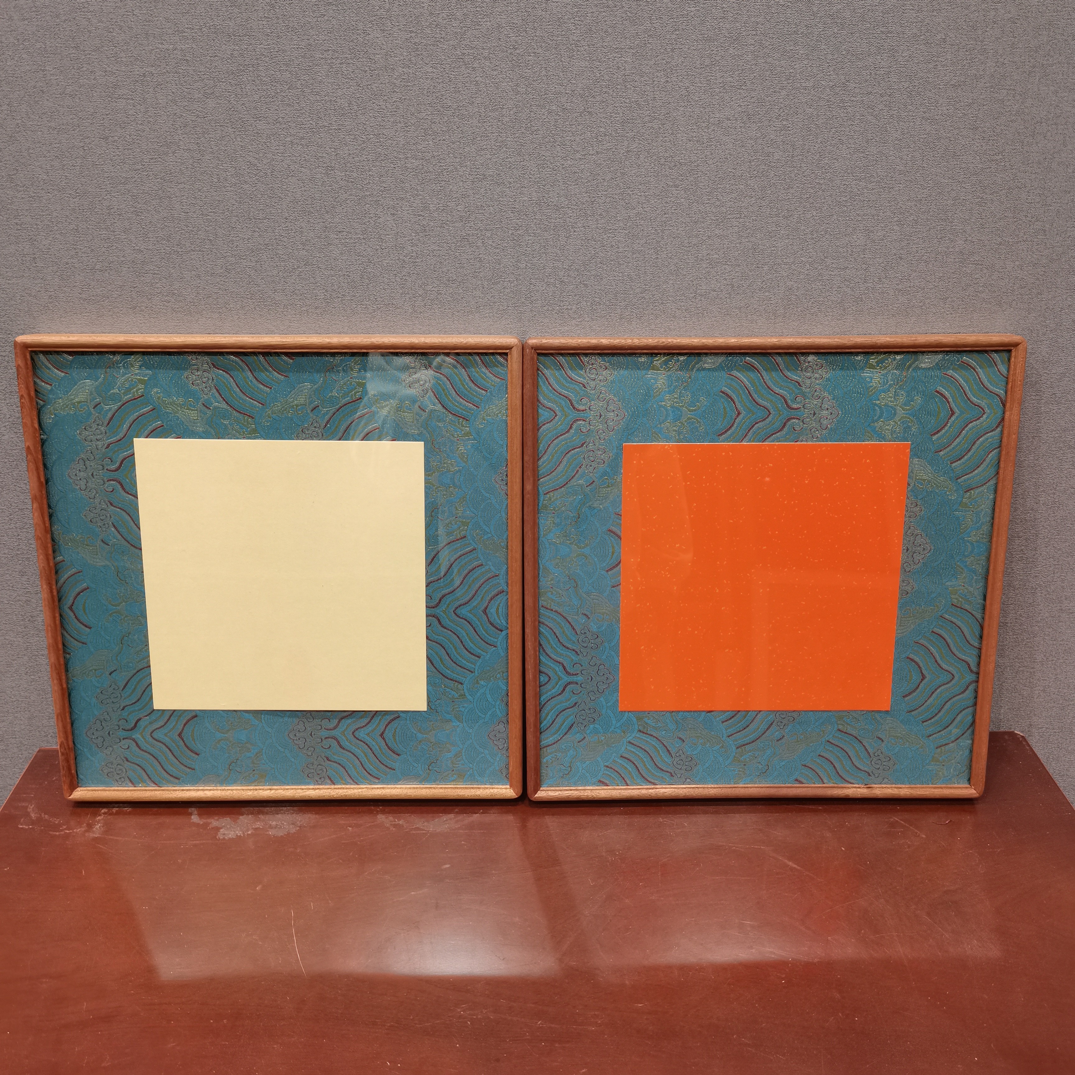 弹珠——33x33乌檀木摆台可挂【2锦布+卡纸+胶】