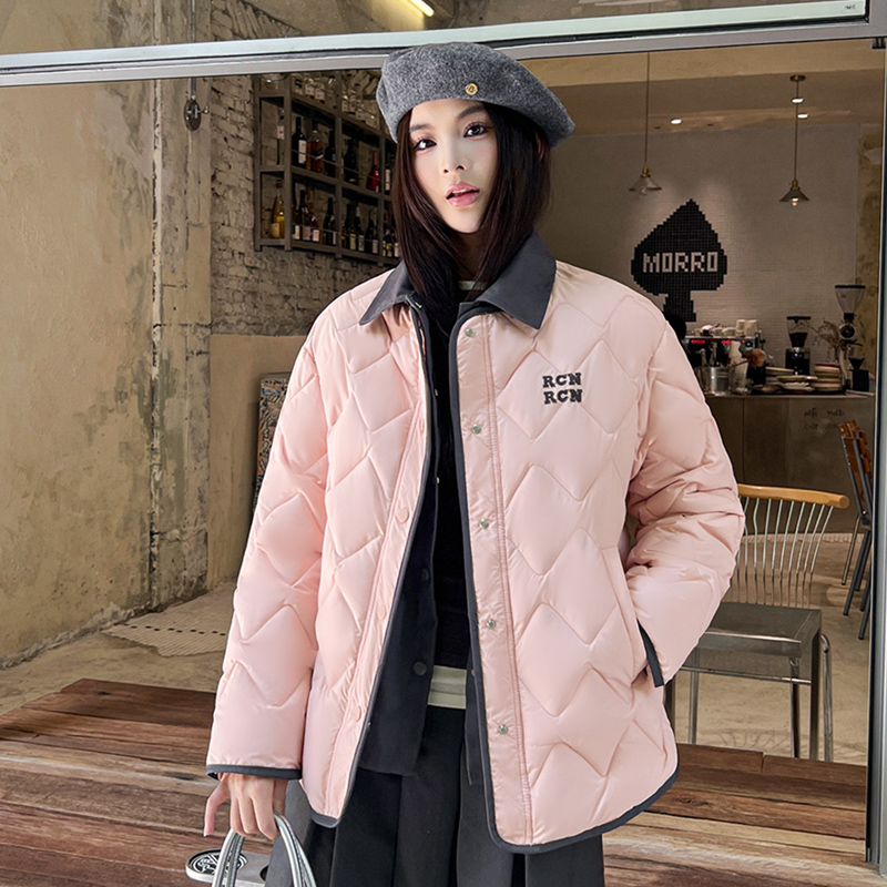 拼接韩版翻领纯色棉服女短款格纹绗缝时尚女士欧若智性风