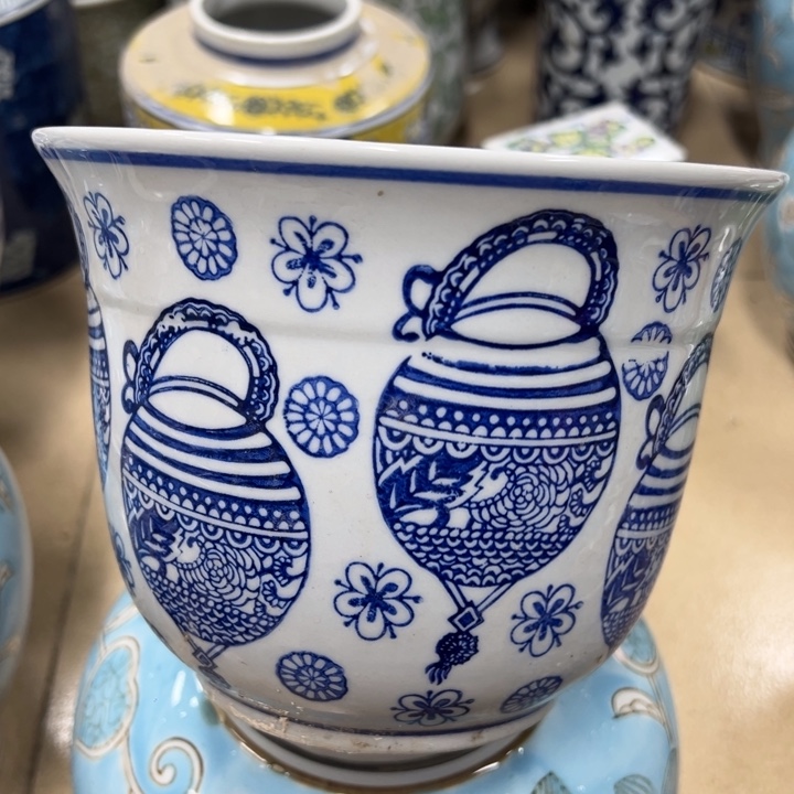 瓷片微瑕陶瓷。。。。。。。。。。。。？。。