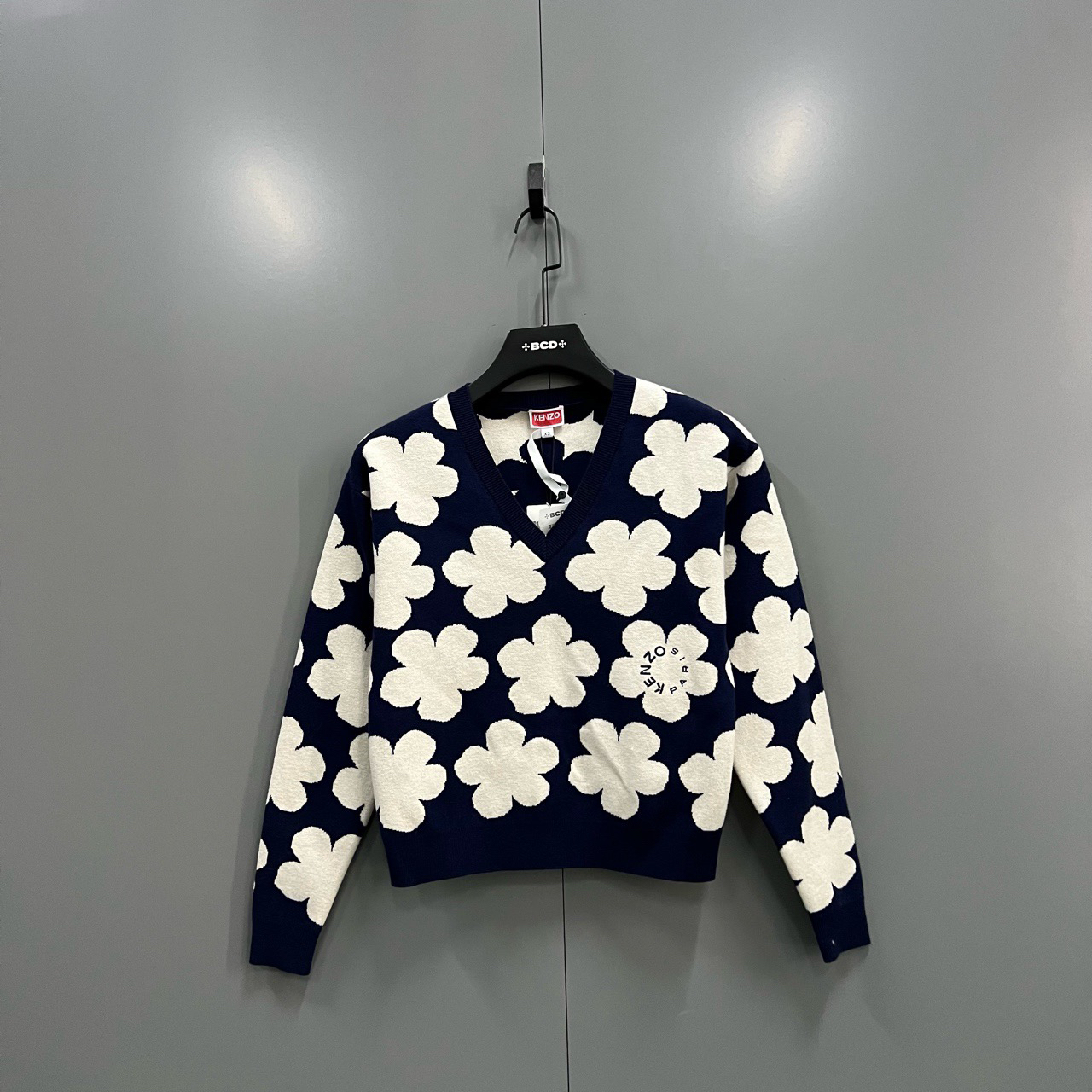 95新 KENZO/肯佐 zz1 BOKE海棠花V领毛衣 XS码/009802
