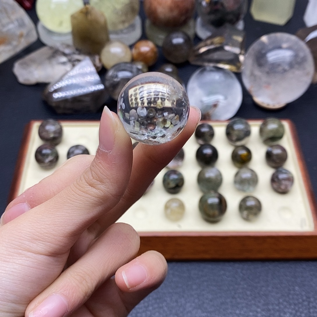 珠宝半成品水晶未镶嵌70水晶石