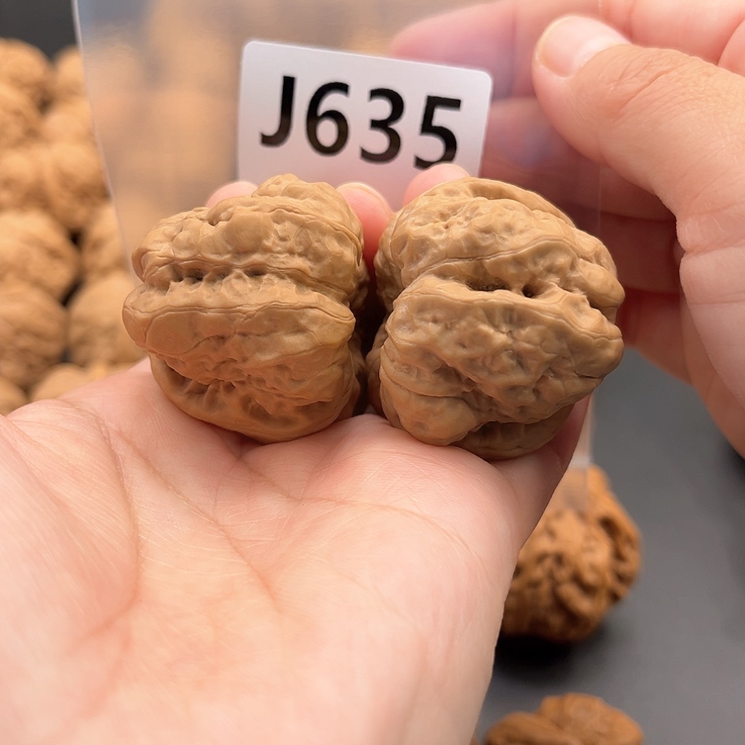 文玩核桃把件蛙蛙全品39度43