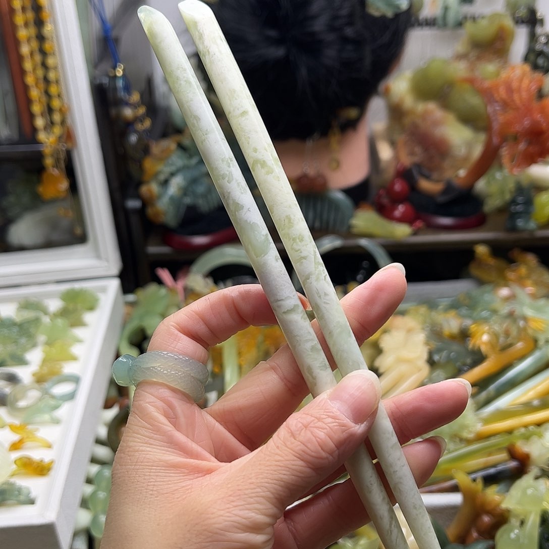 蛇纹石玉发饰合金