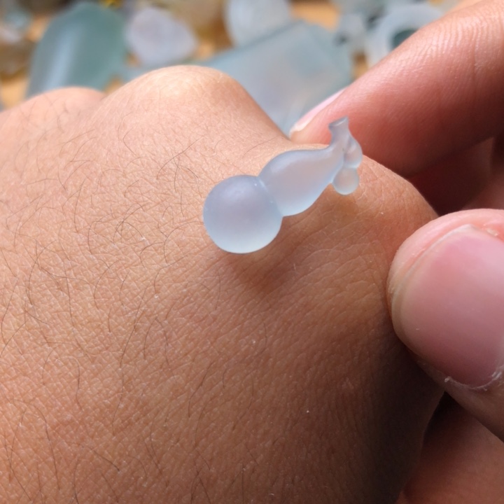 定制翡翠未镶嵌挂件