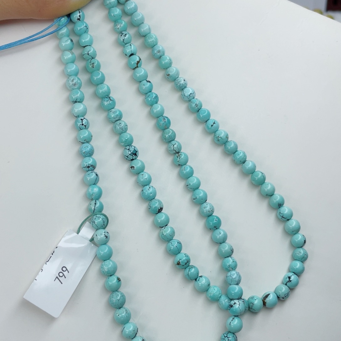 绿松石颈饰未镶嵌