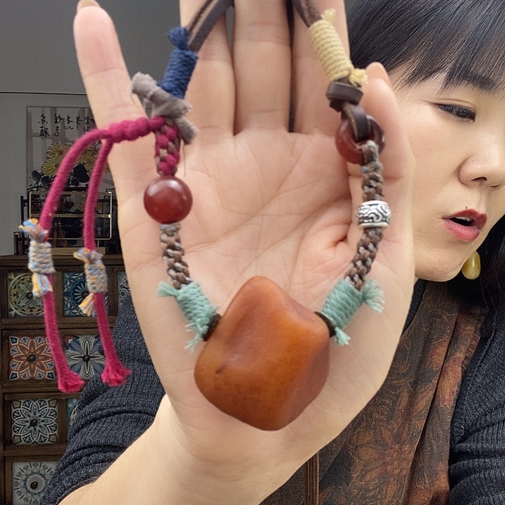 蜜蜡项链未镶嵌项链