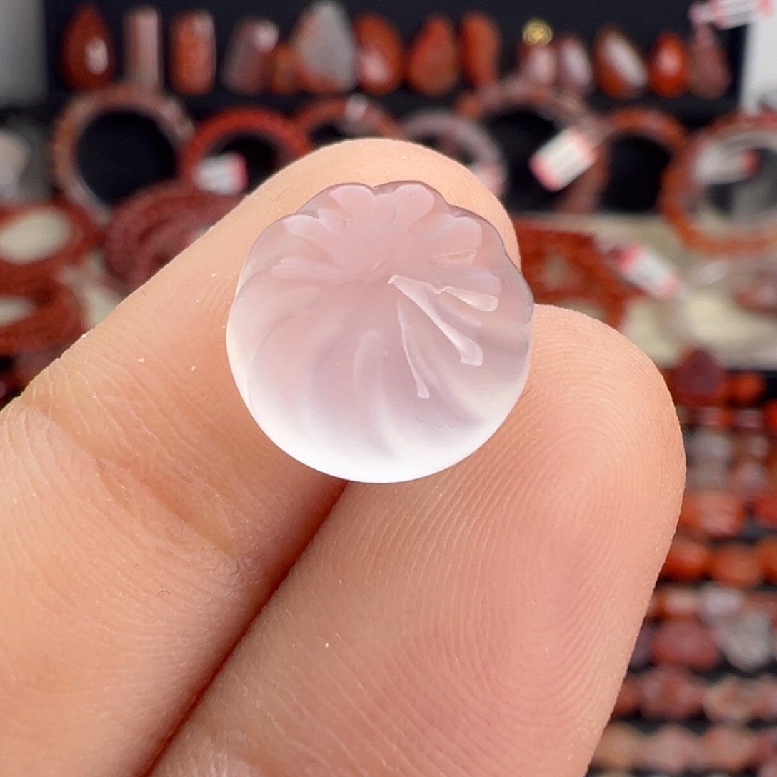 南红玛瑙未镶嵌颈饰包子