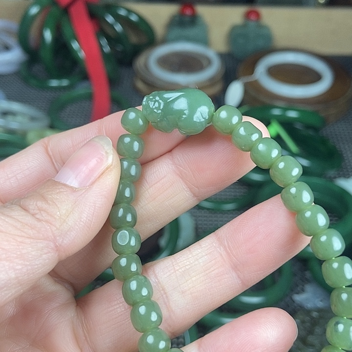 和田玉（青白玉）未镶嵌手链