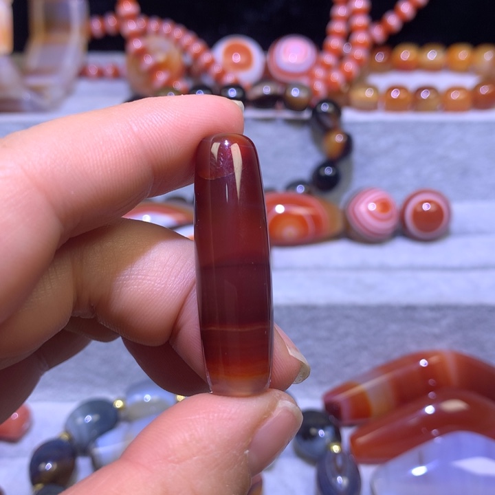 南红玛瑙合金颈饰