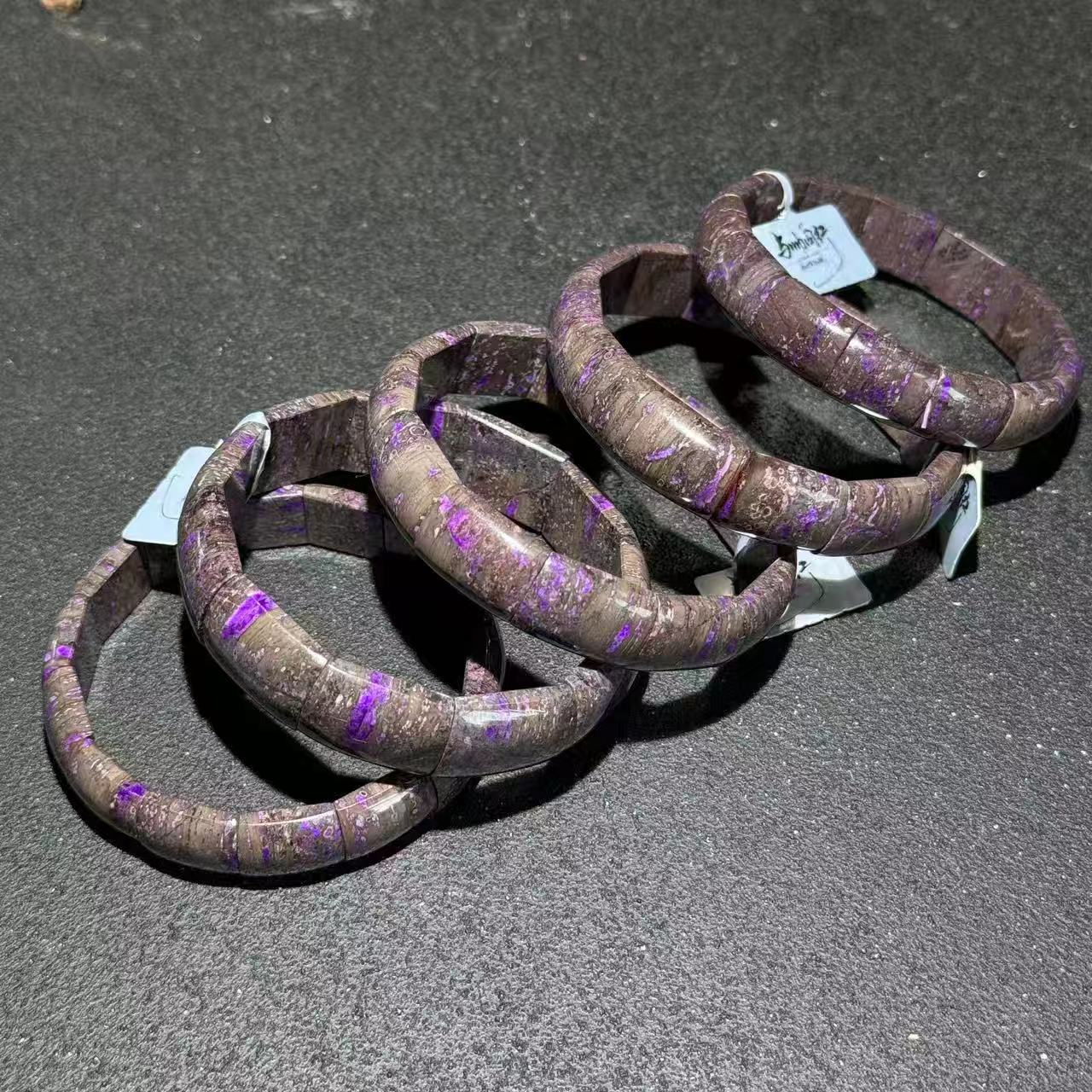 【祁恩珠宝】舒俱来手牌D063006—多样性发单一 