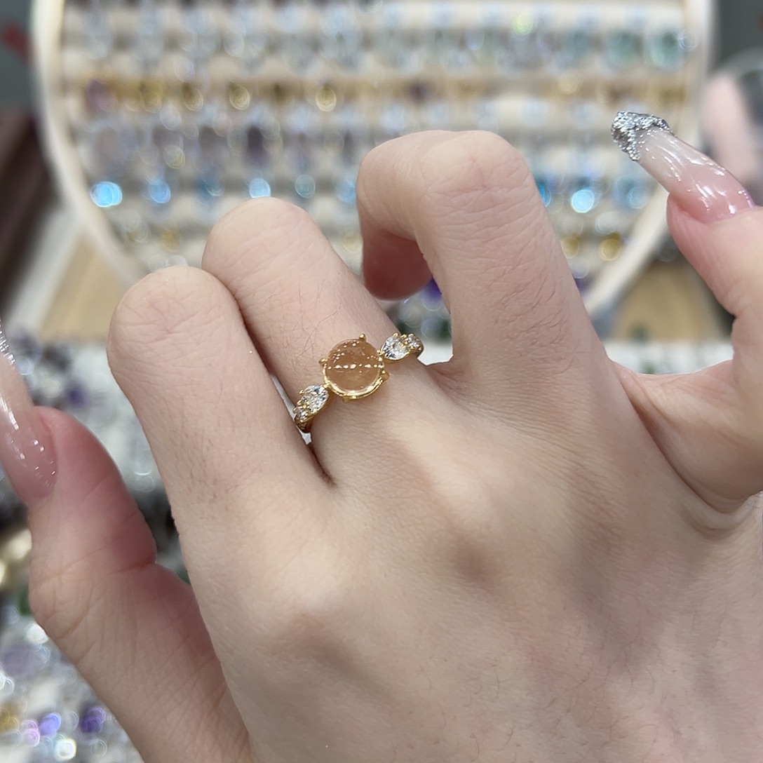 唔***！黄晶银S925镶嵌戒指