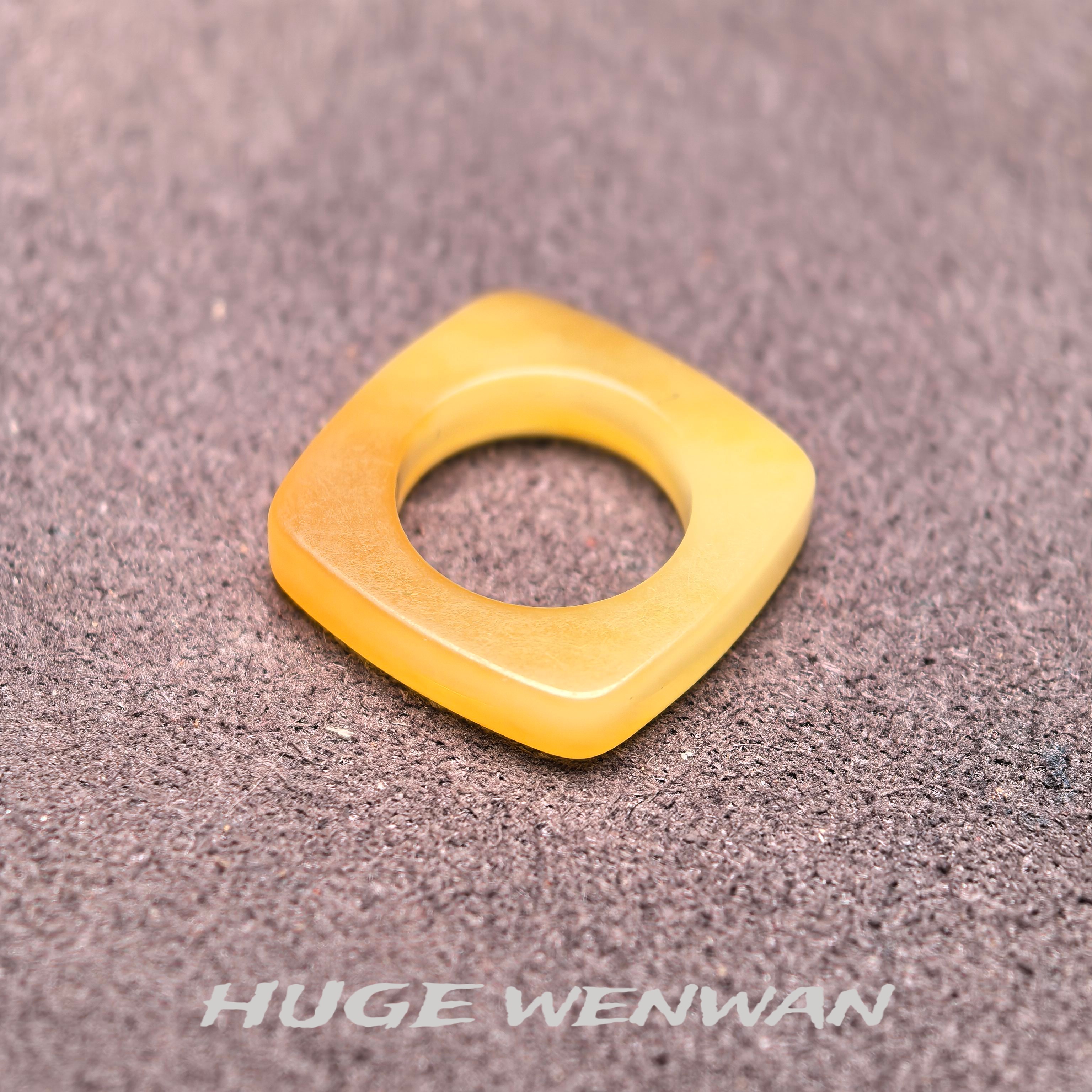 ML-P1蜜蜡方体跑环