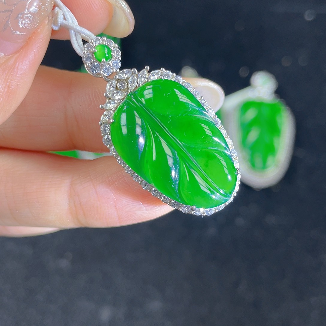 翡翠吊坠(不含链)银S925镶嵌