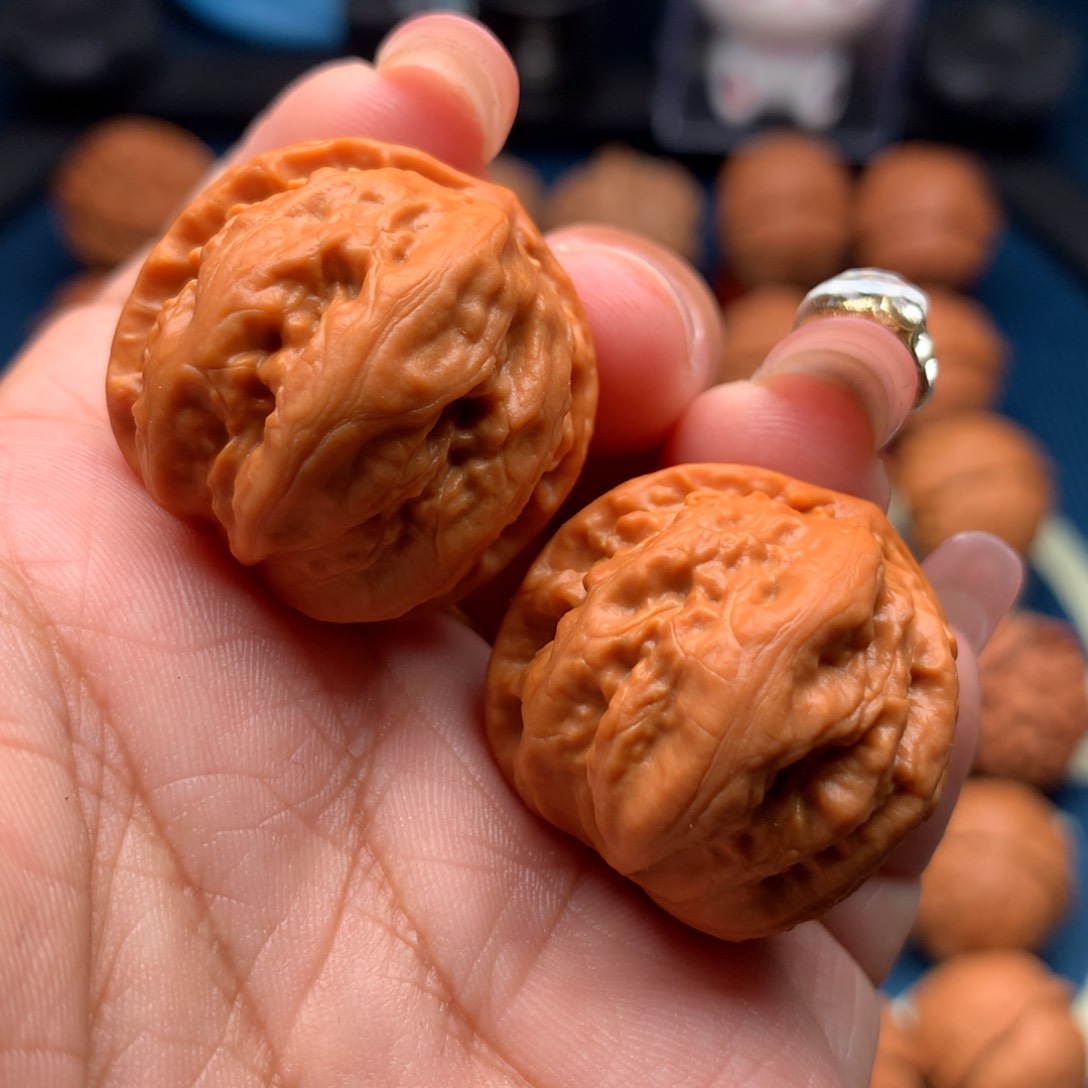 文玩核桃把件霸王龙