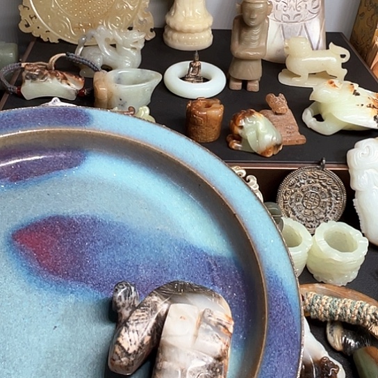 无****，聚盛集团董事长