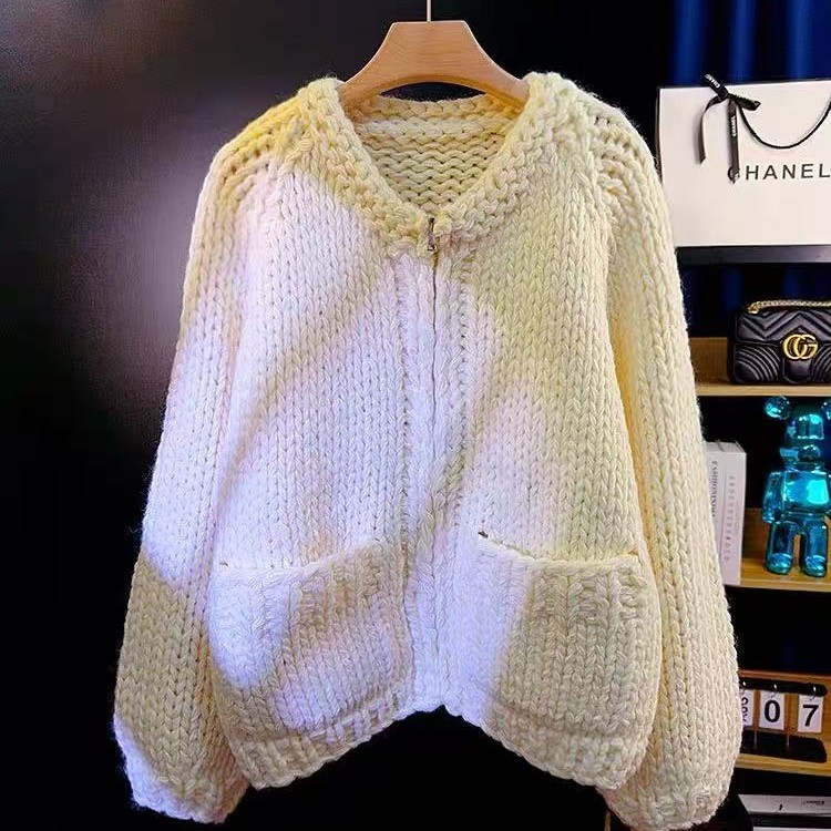69号 手工棒针粗线织复古米白色双兜开衫毛衣