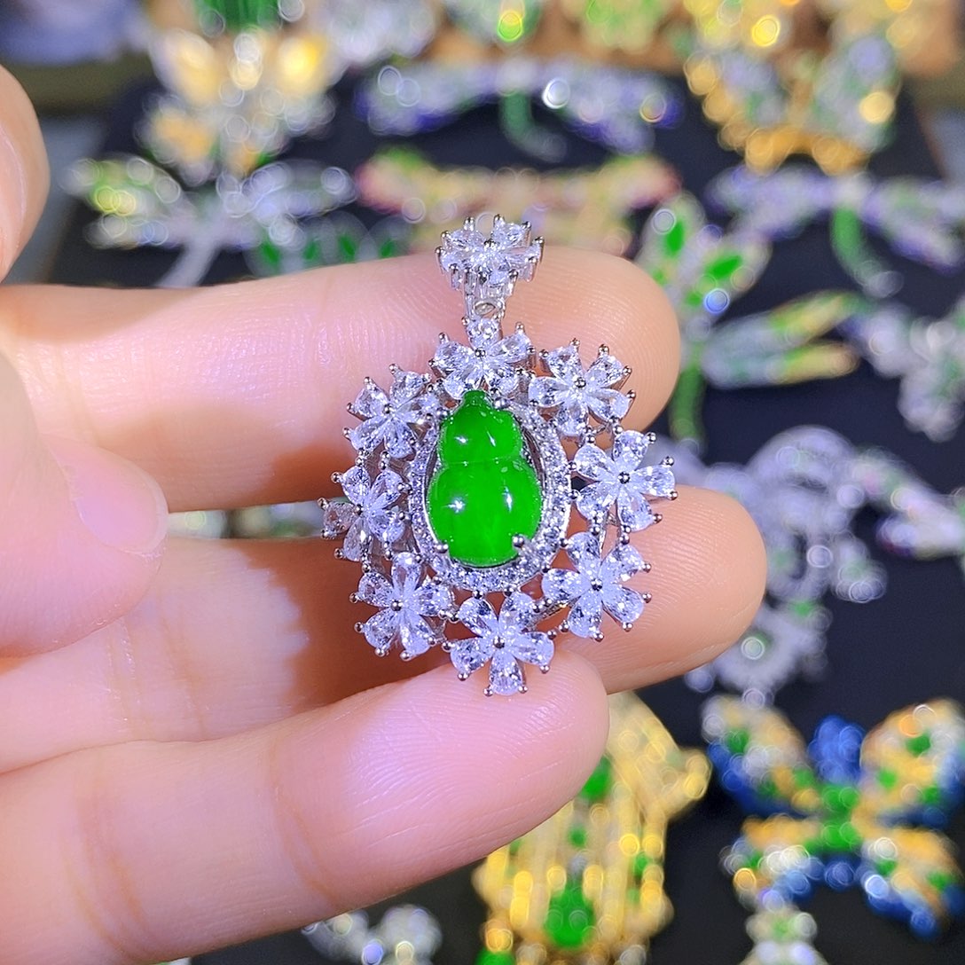 吊坠(不含链)银S925镶嵌翡翠