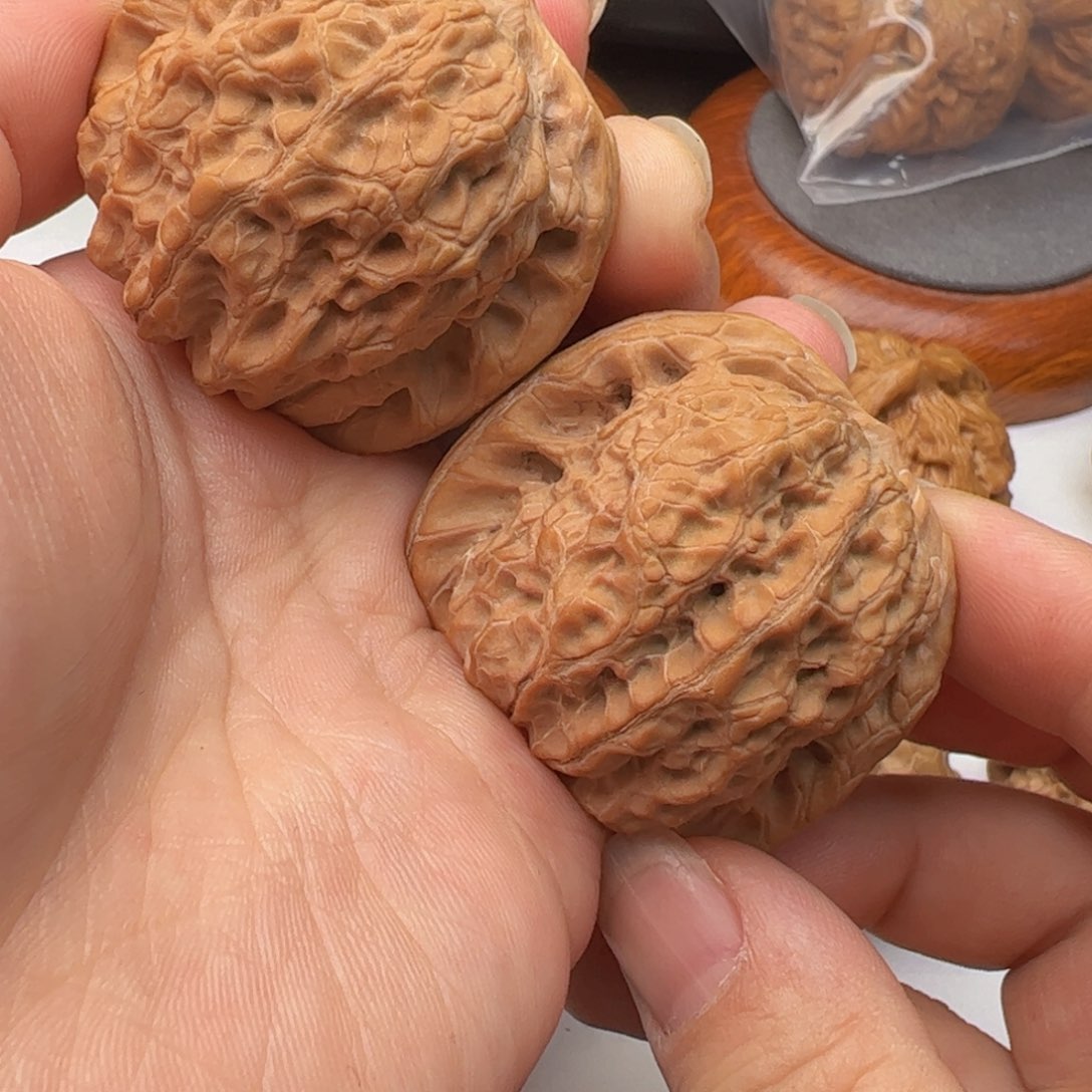 文玩核桃吊坠琳*45血麒麟