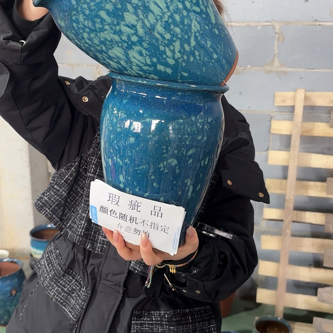 红陶瑕疵高24/17两个