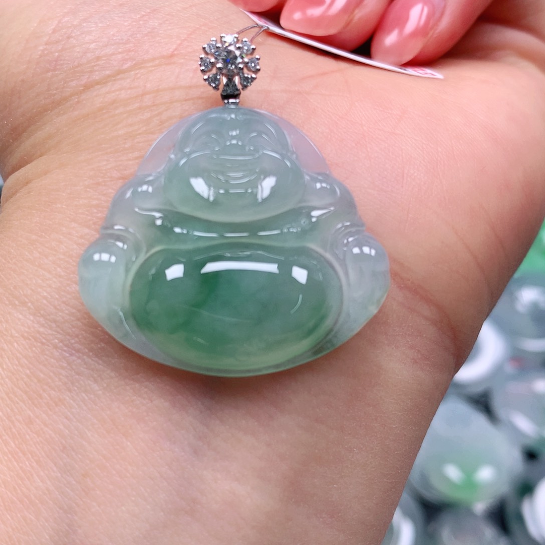 翡翠颈饰18K金镶嵌天然翡翠