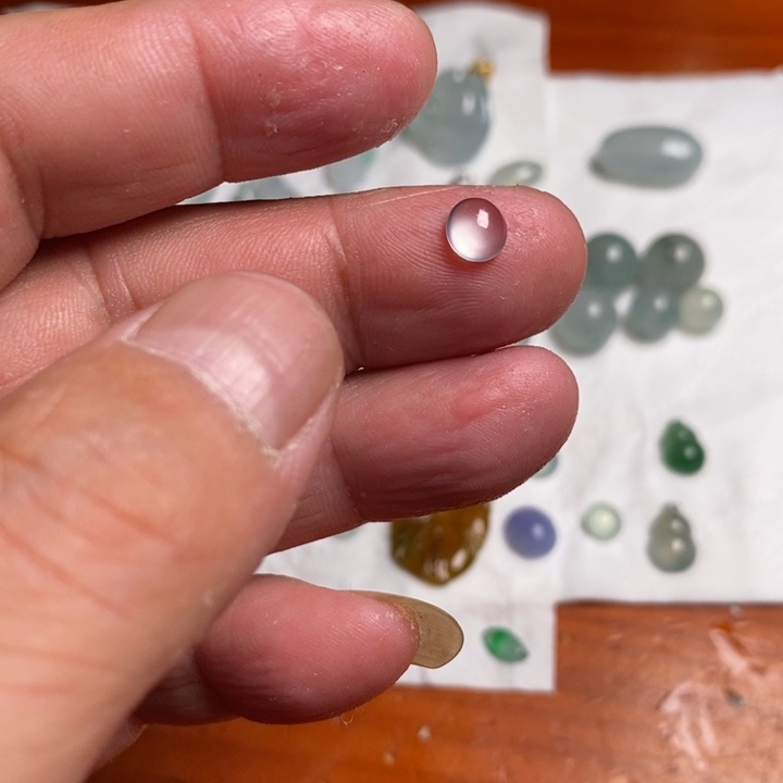 ****静翡翠散珠天然翡翠介面