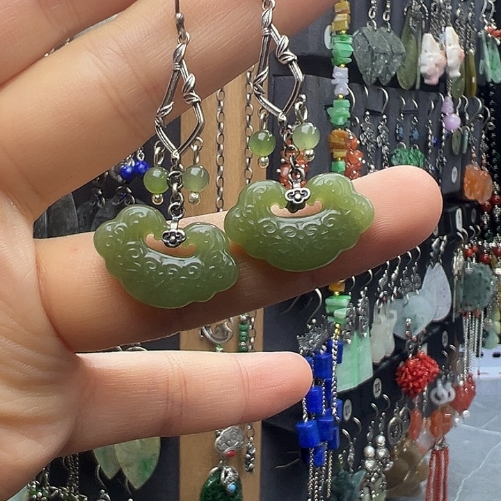 和田玉银S925镶嵌耳饰