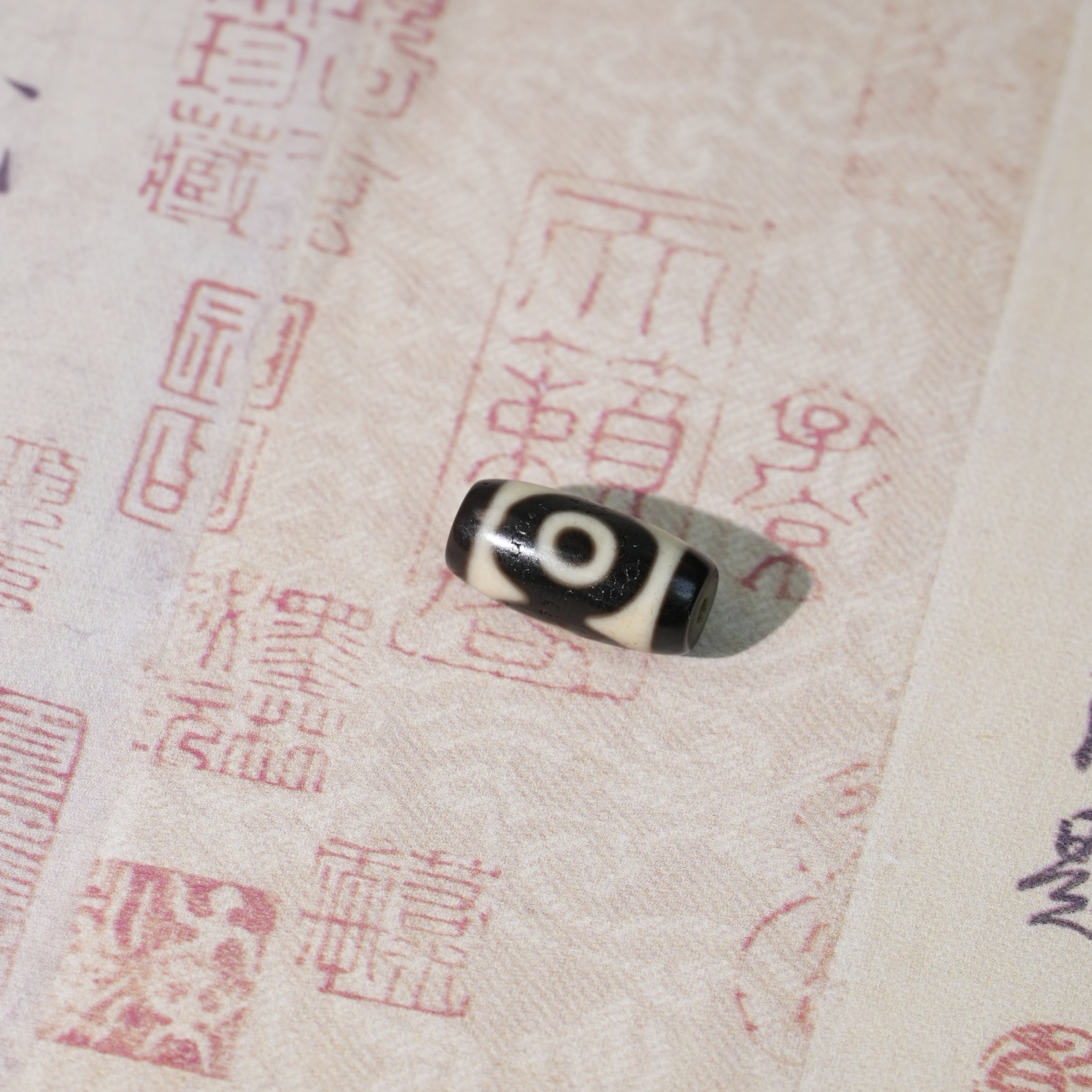 【明珠璀璨】建成牙黄熊猫三眼小桶珠天珠约20mm长5A全品高工满玉化