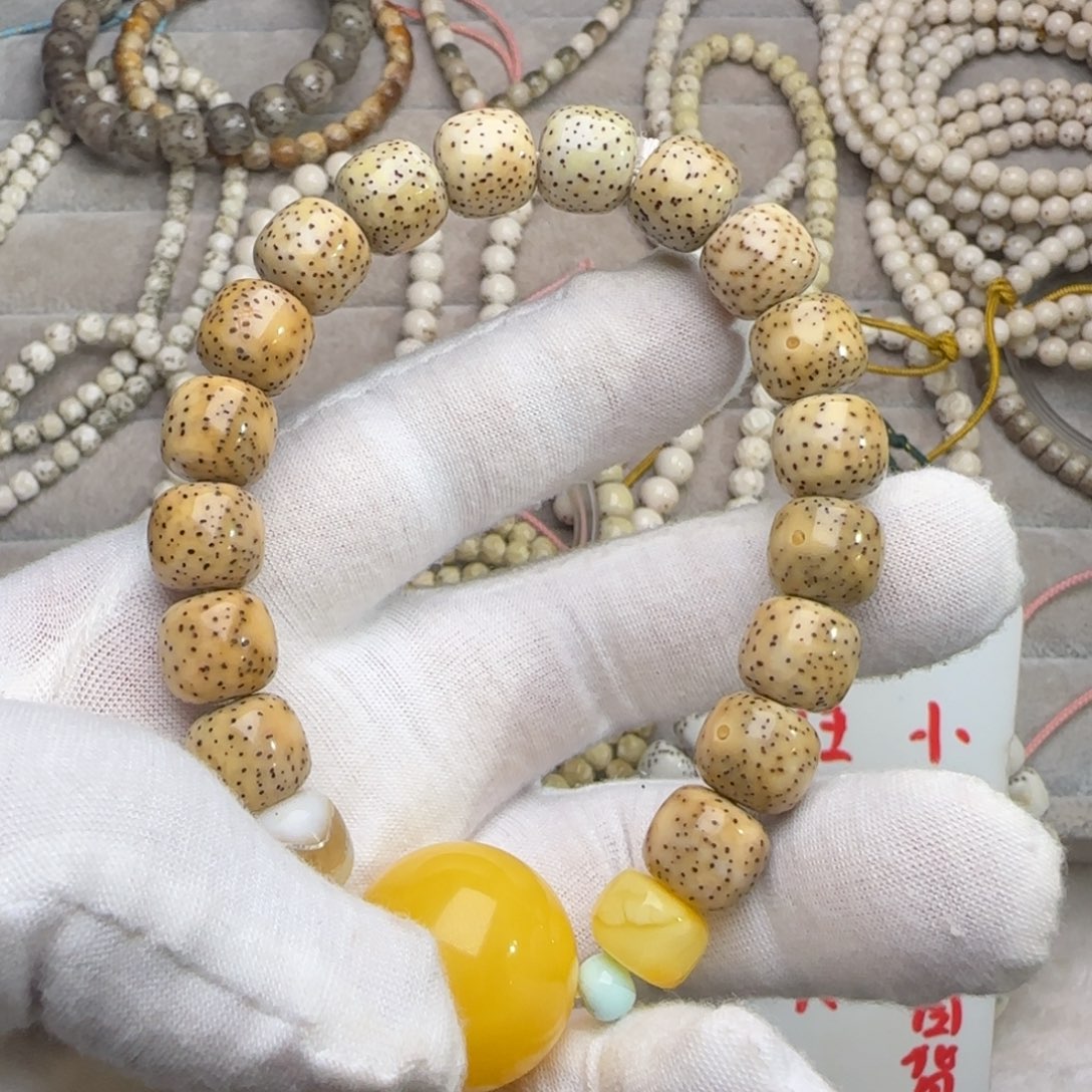 ****平手串星月菩提11的十七个子