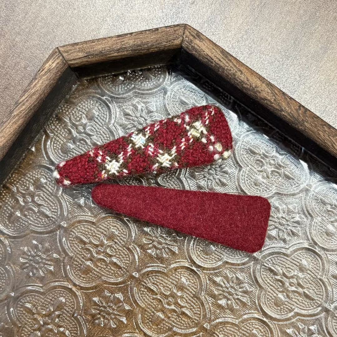 红色发夹毛呢简约格纹BB夹对家