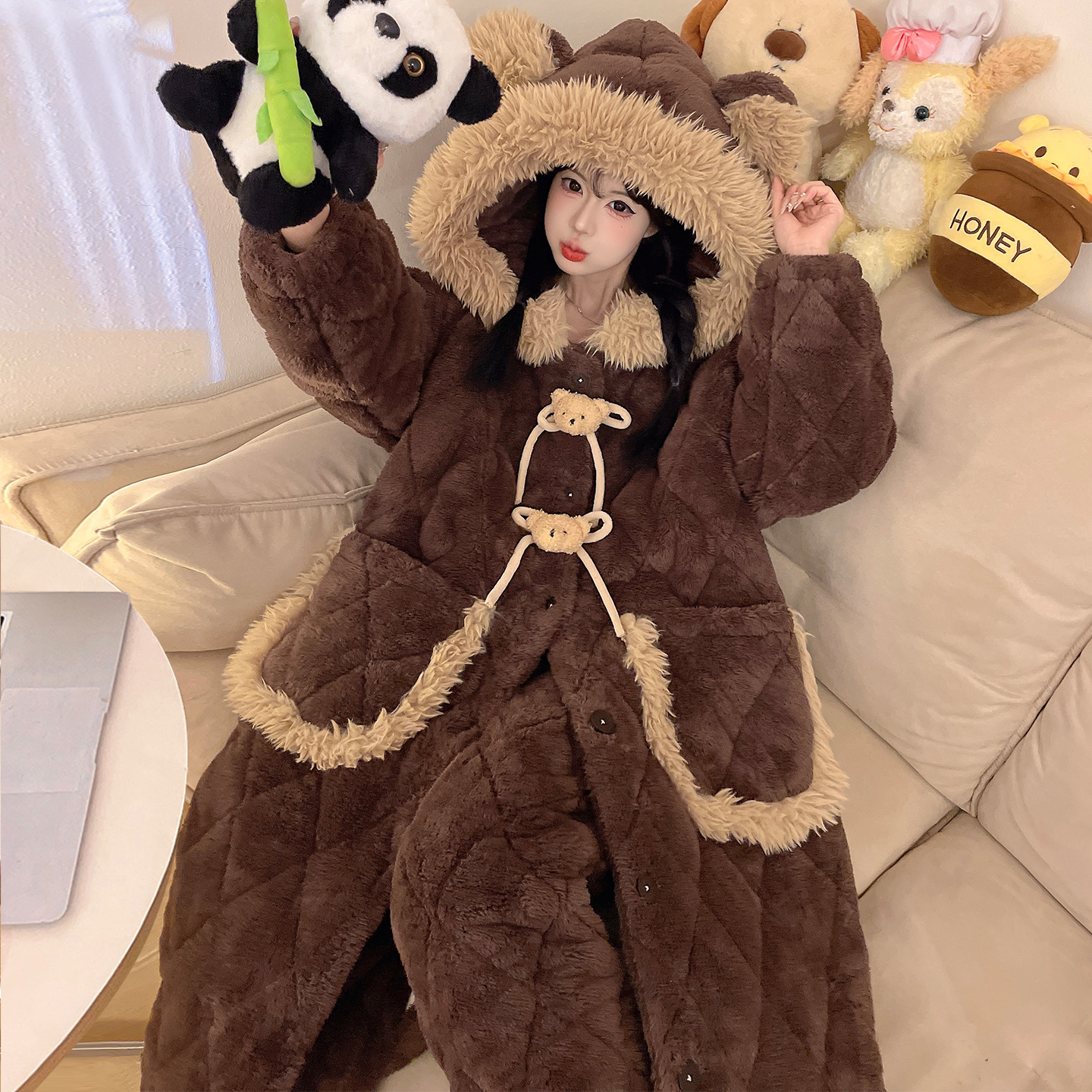 法兰绒睡袍女冬加厚加绒珊瑚绒三层夹棉2025新款睡衣家居服两件套