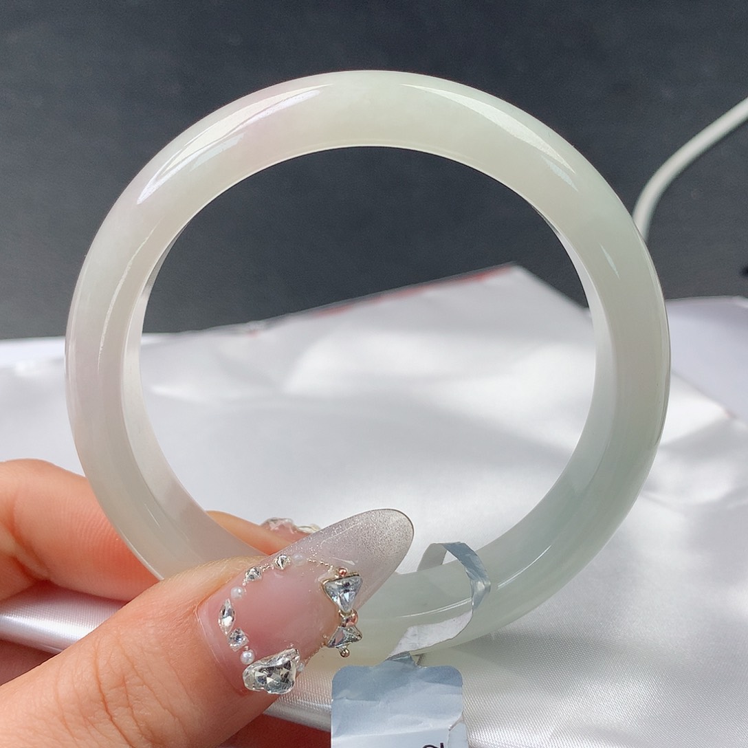 翡翠手镯未镶嵌0068正57