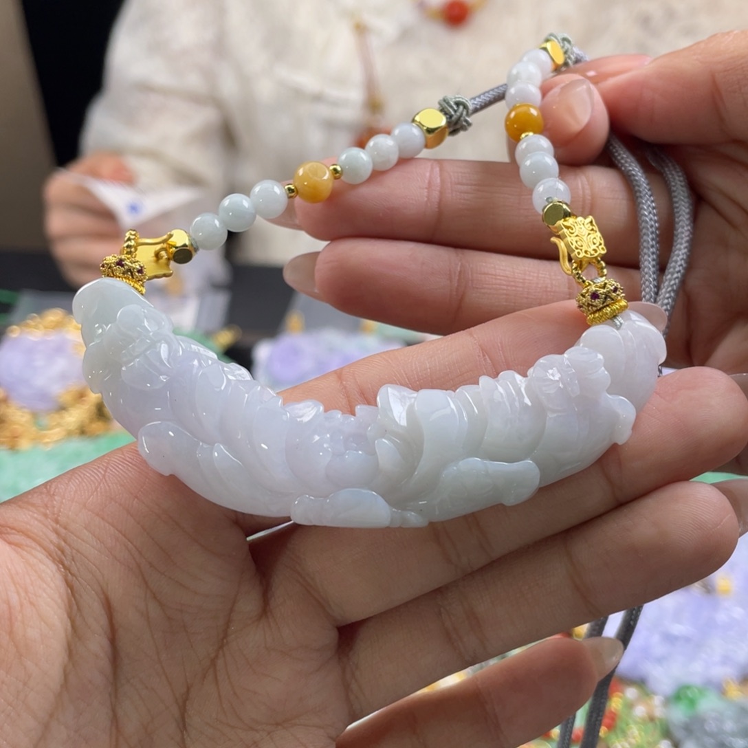 翡翠未镶嵌颈饰代编织