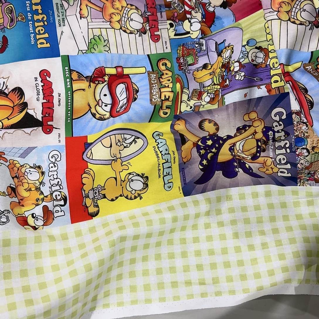 柚***?晚一米价1.1宽纯棉平布花姐后面