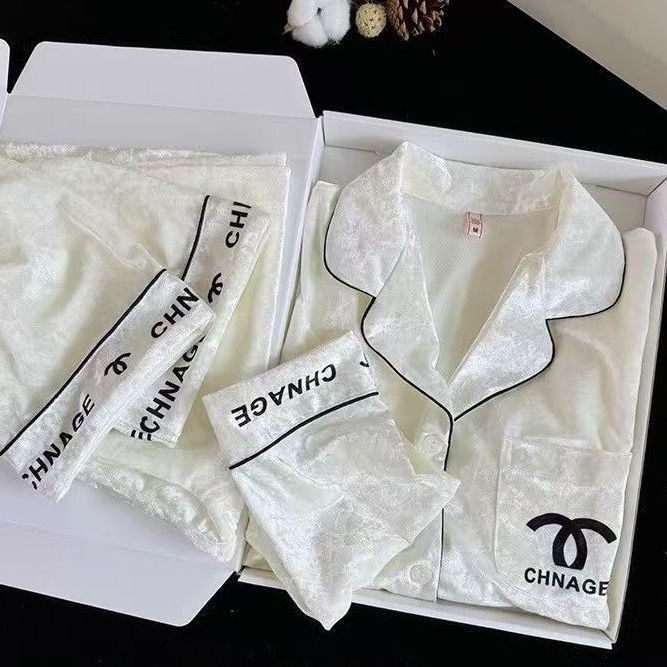 轻奢风小香香金丝绒睡衣女春秋款长袖奢华保暖冬季开衫家居服套装