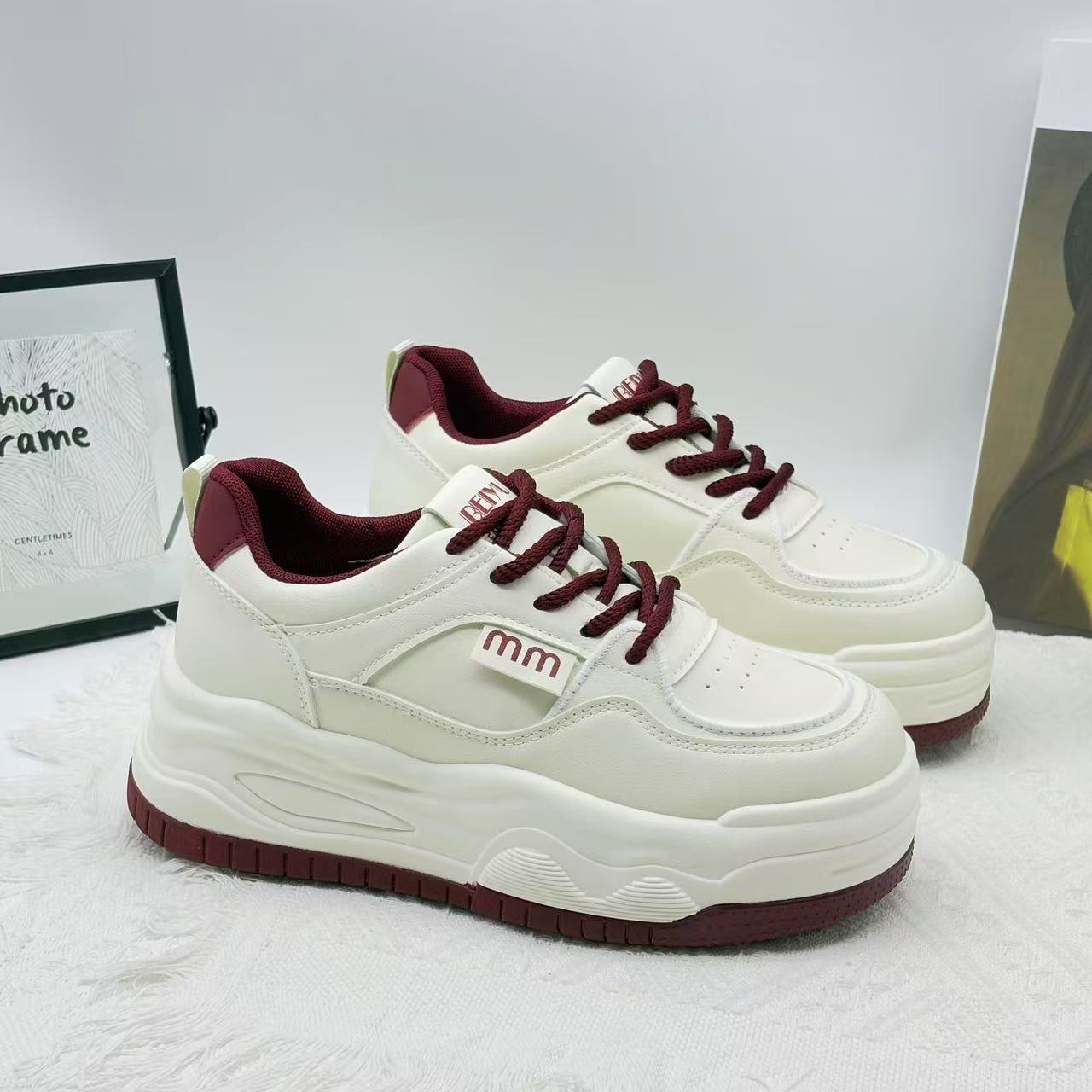 6CM{薇薇专属}2025夏季网红厚底增高小白鞋女百搭松糕休闲板鞋