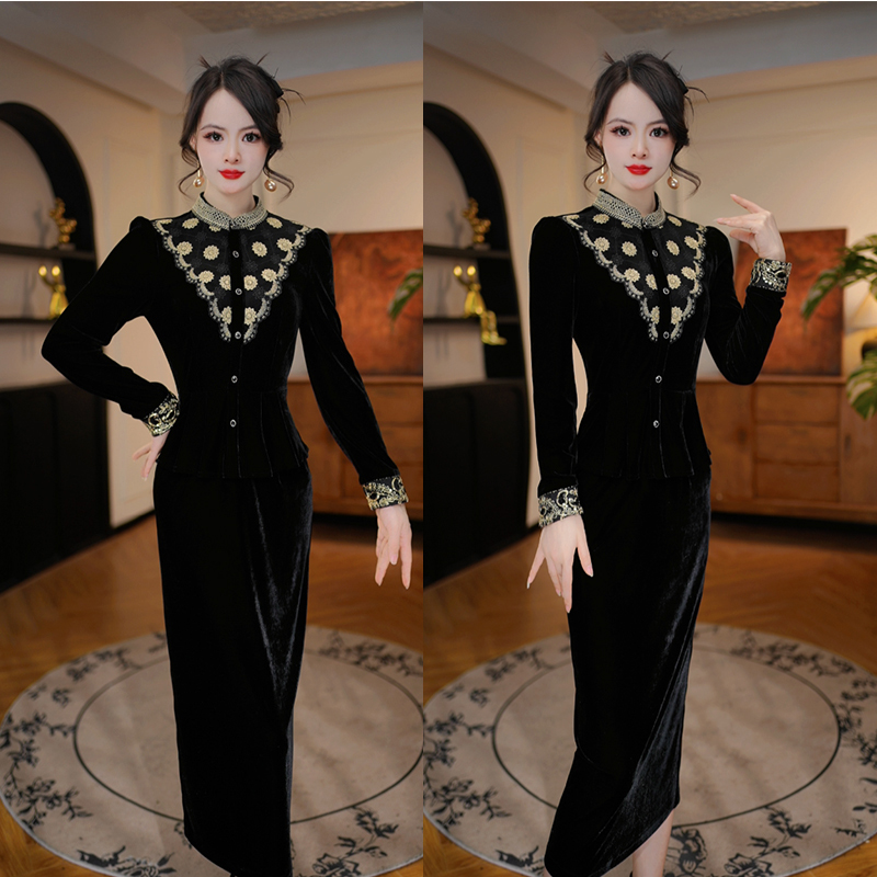 2025秋季新款收腰大气显瘦洋气减龄轻奢女人味黑色连衣裙