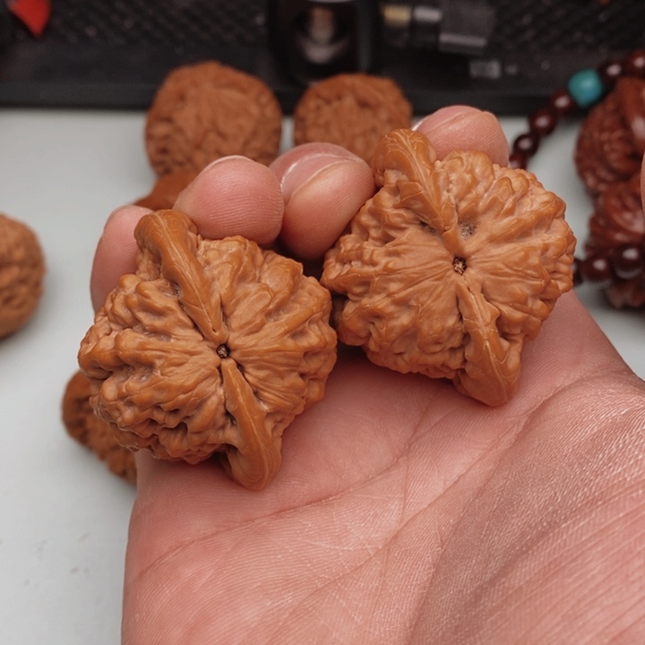 核桃手串/手链东****播我也不知道怎么了