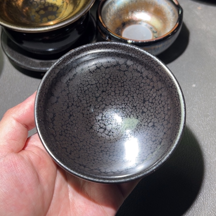 茶盏我们是有共同话题有