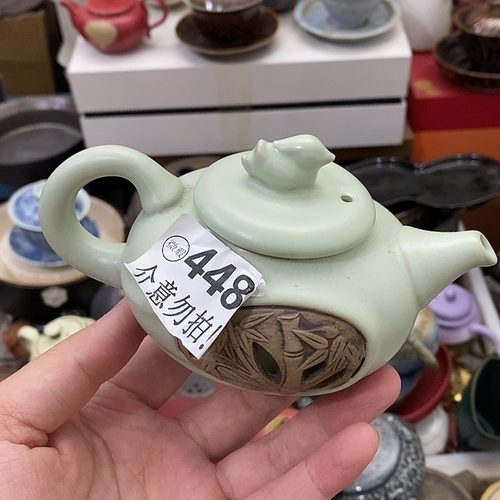 陶瓷艺术品及陶瓷壶壶
