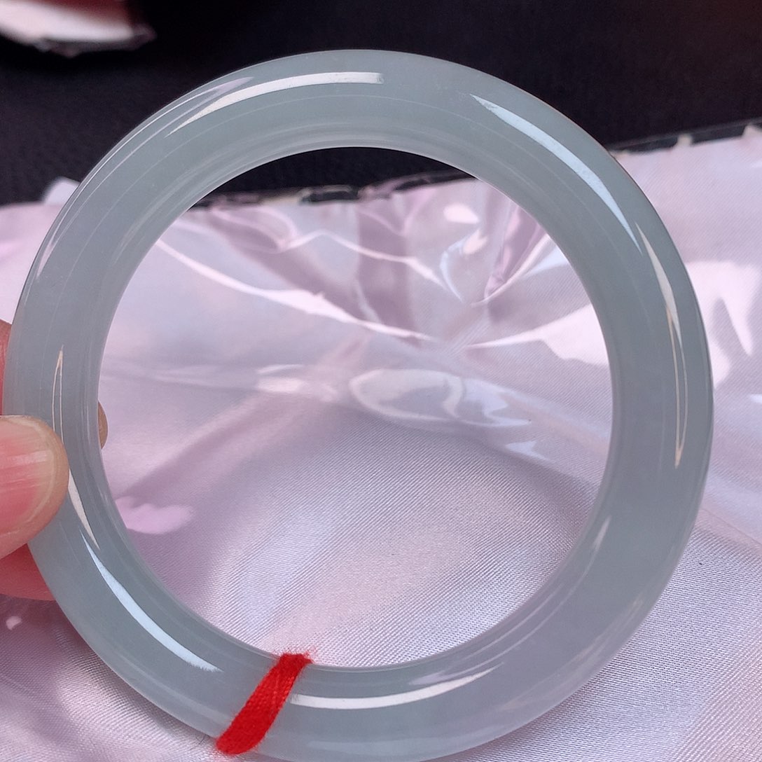 翡翠手镯（圆镯）未镶嵌58