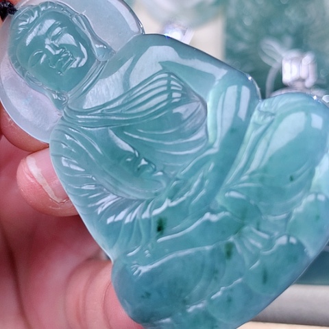 【闪购商品】翡翠颈饰未镶嵌天然翡翠