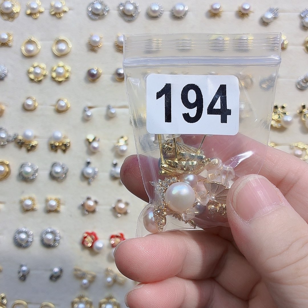 小***子耳饰合金淡水珍珠