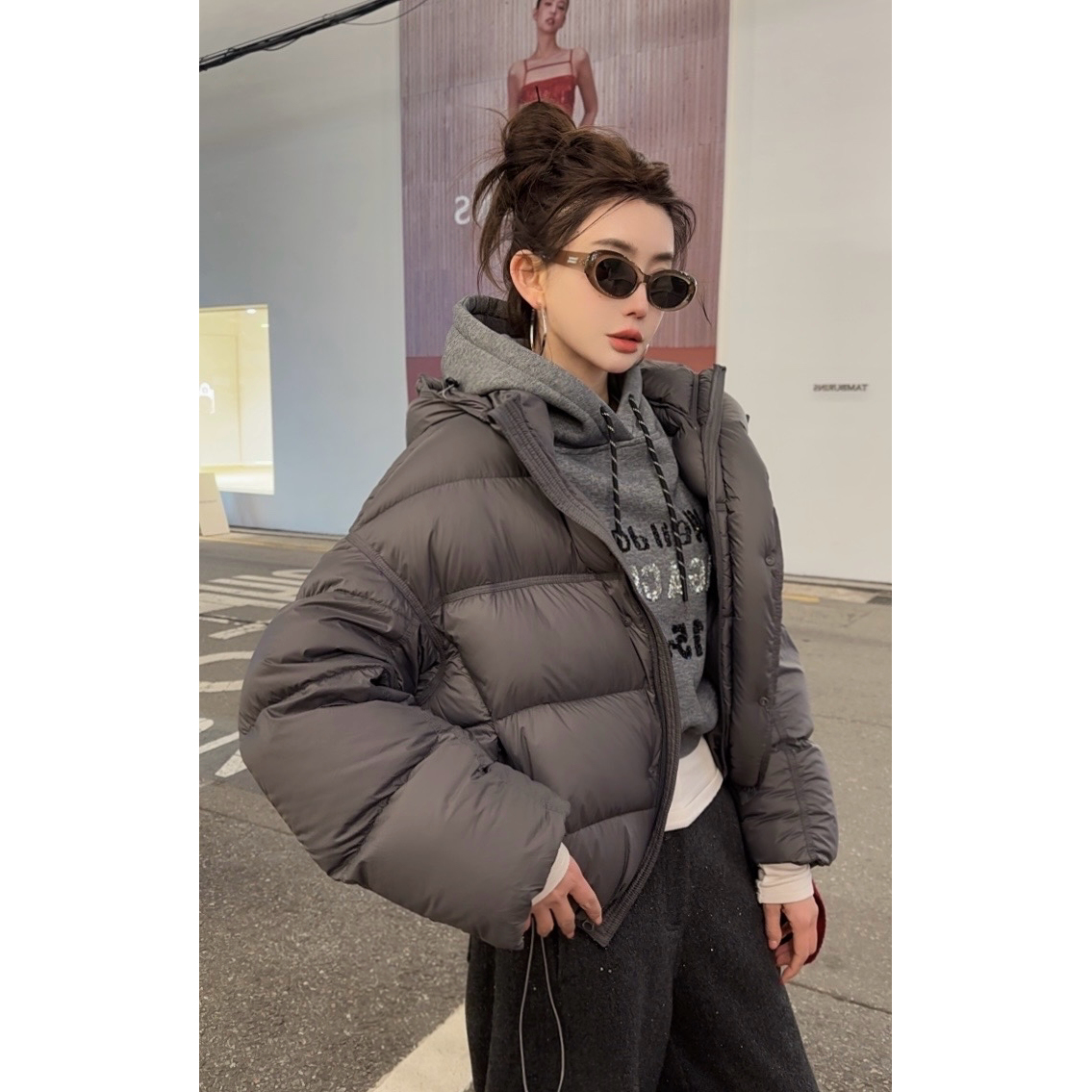婉君【斯图尔特】秋冬时尚连帽宽松加厚百搭羽绒服LWJ24D4C2440