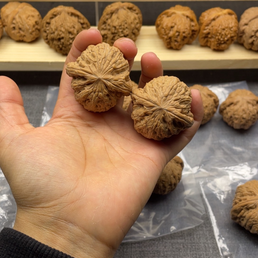 文玩核桃把件铁锤43